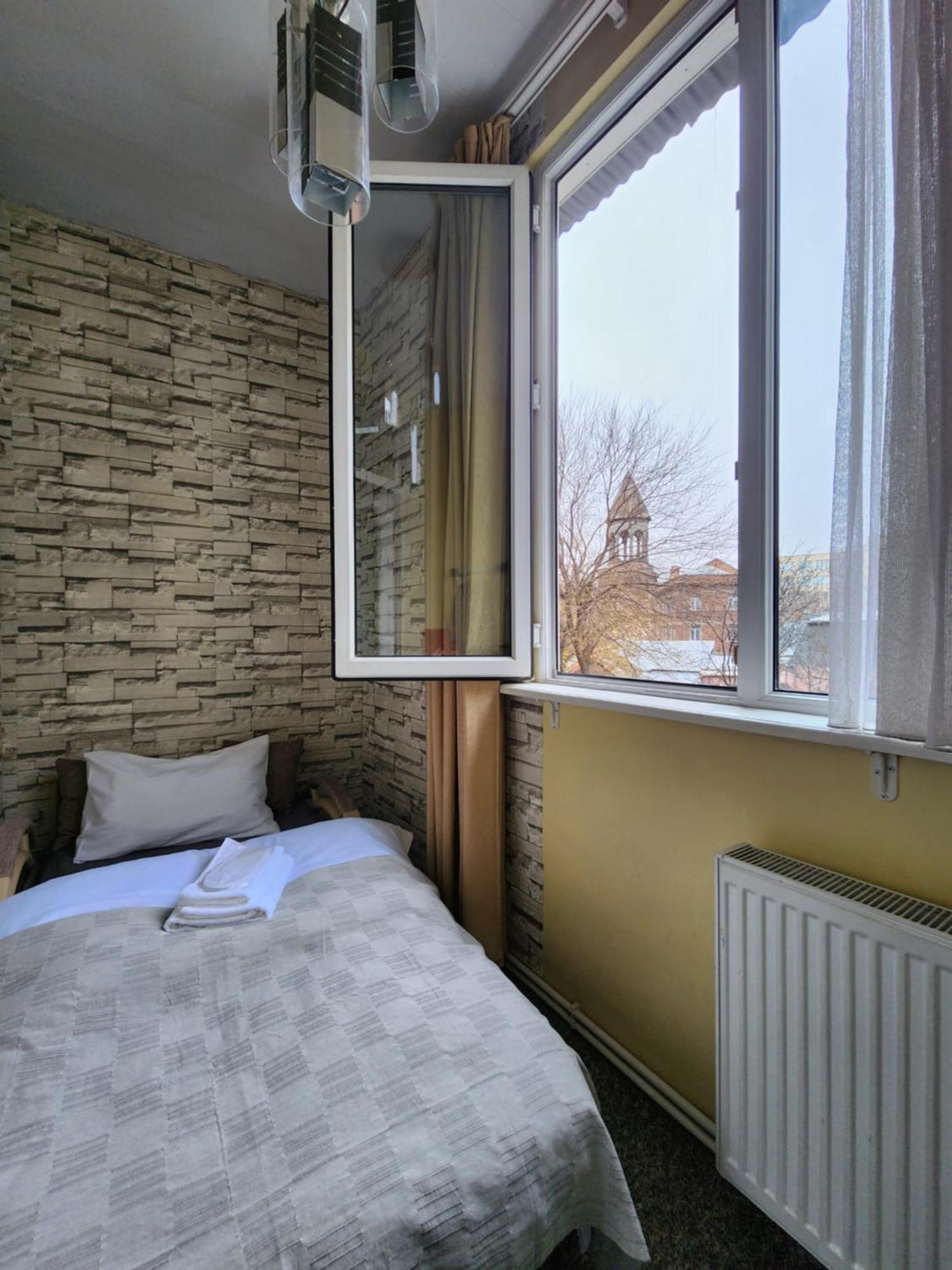 טביליסי Apartment At Baratashvili 10 מראה חיצוני תמונה