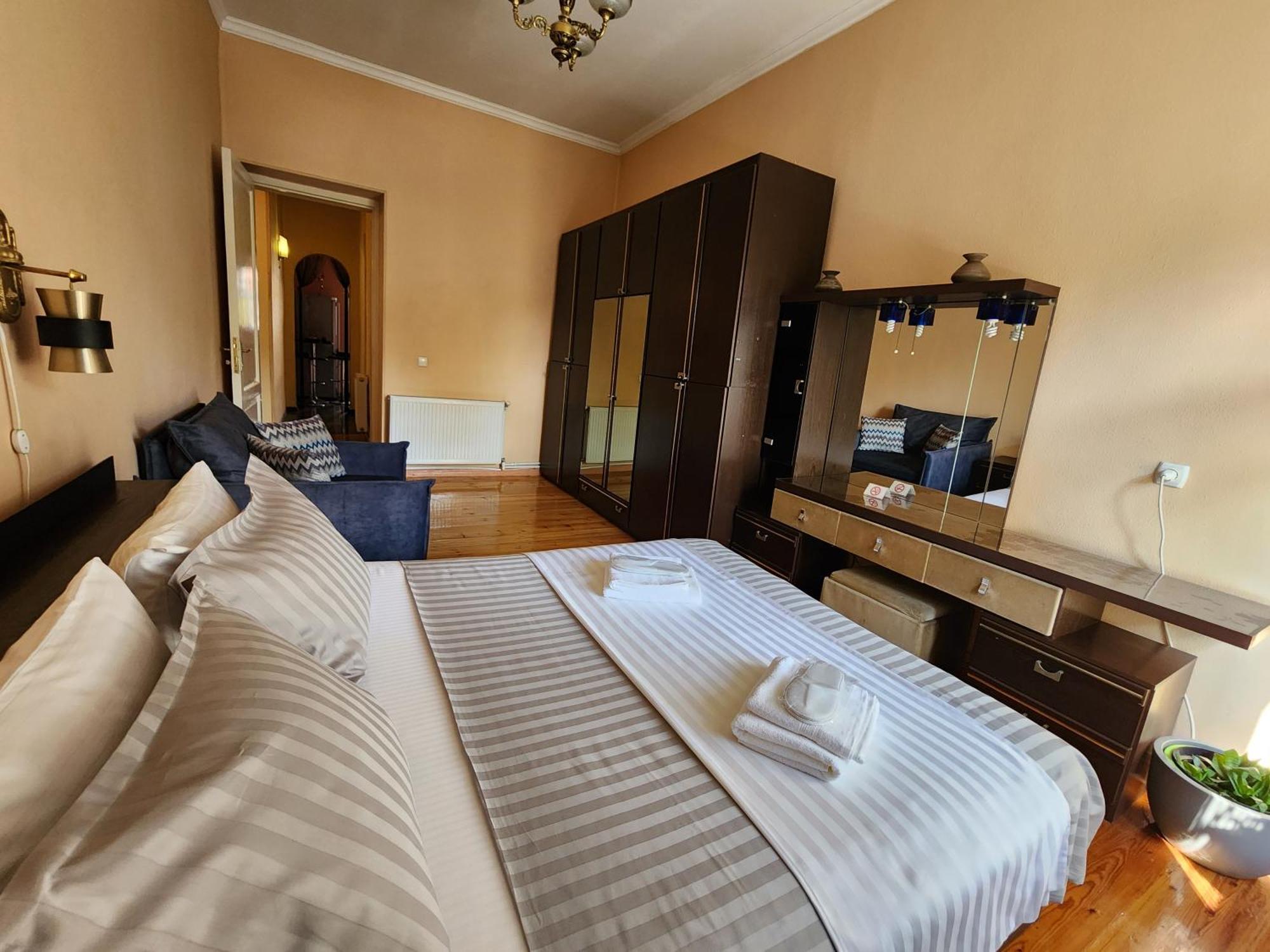 טביליסי Riverside Baratashvili Apartment מראה חיצוני תמונה